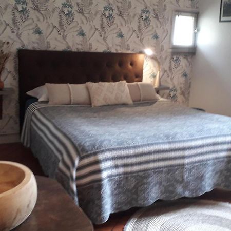 Logis Louisblanc, Muraille Romaine, Lit Queen-Size, Centre Ville Льо Ман Екстериор снимка